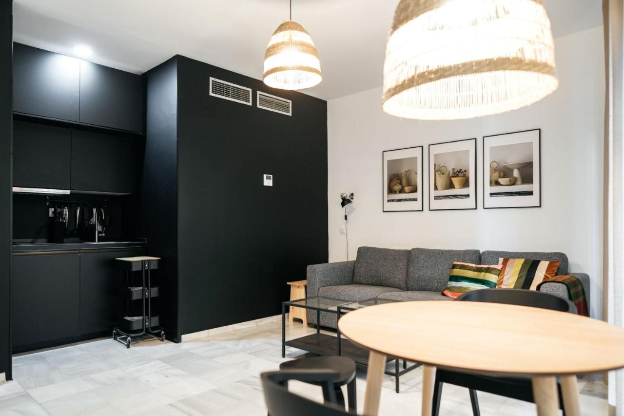 Reyes Catolicos Suite Apartment เซบีญา ภายนอก รูปภาพ